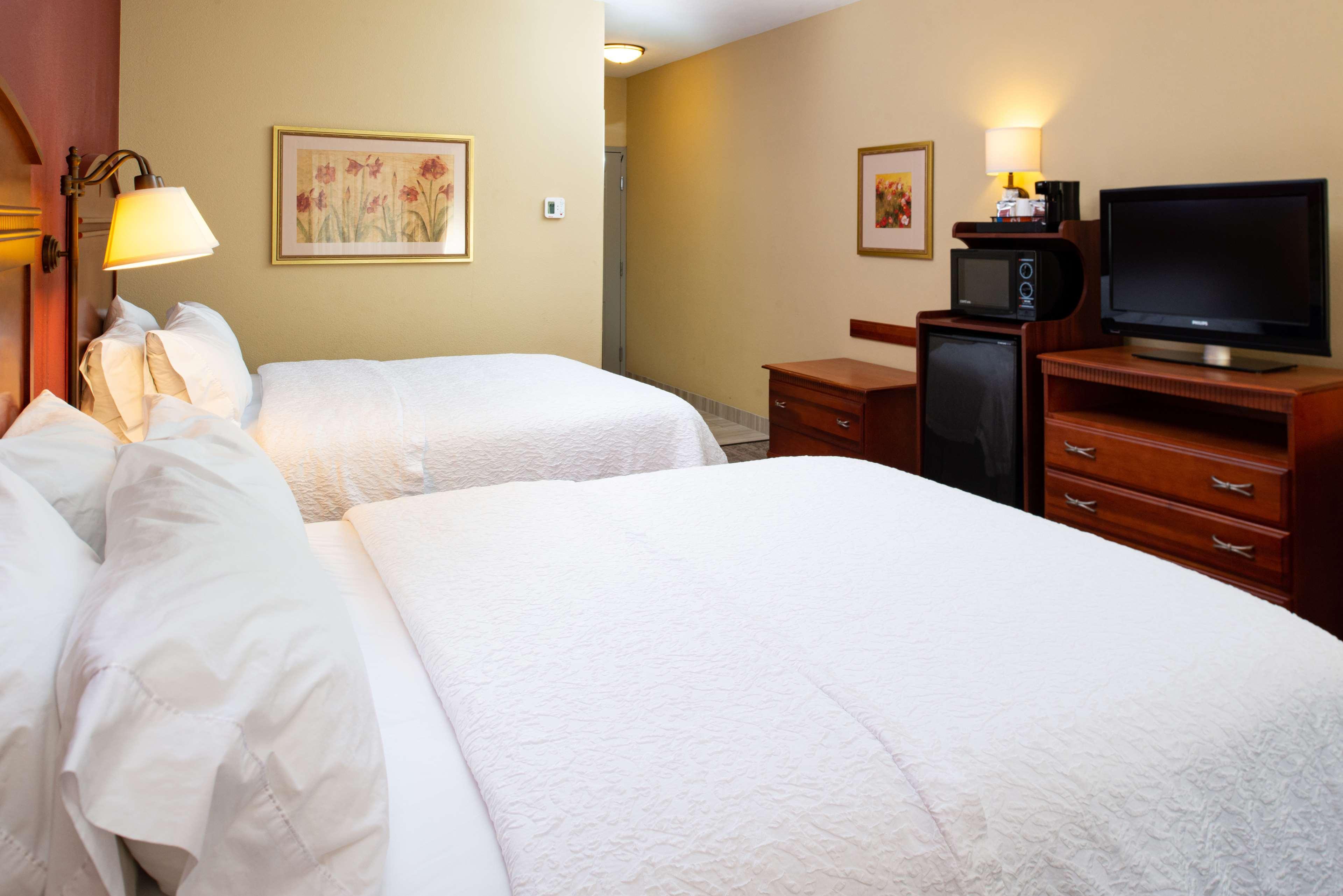 Hampton Inn Kansas City Northeast Εξωτερικό φωτογραφία