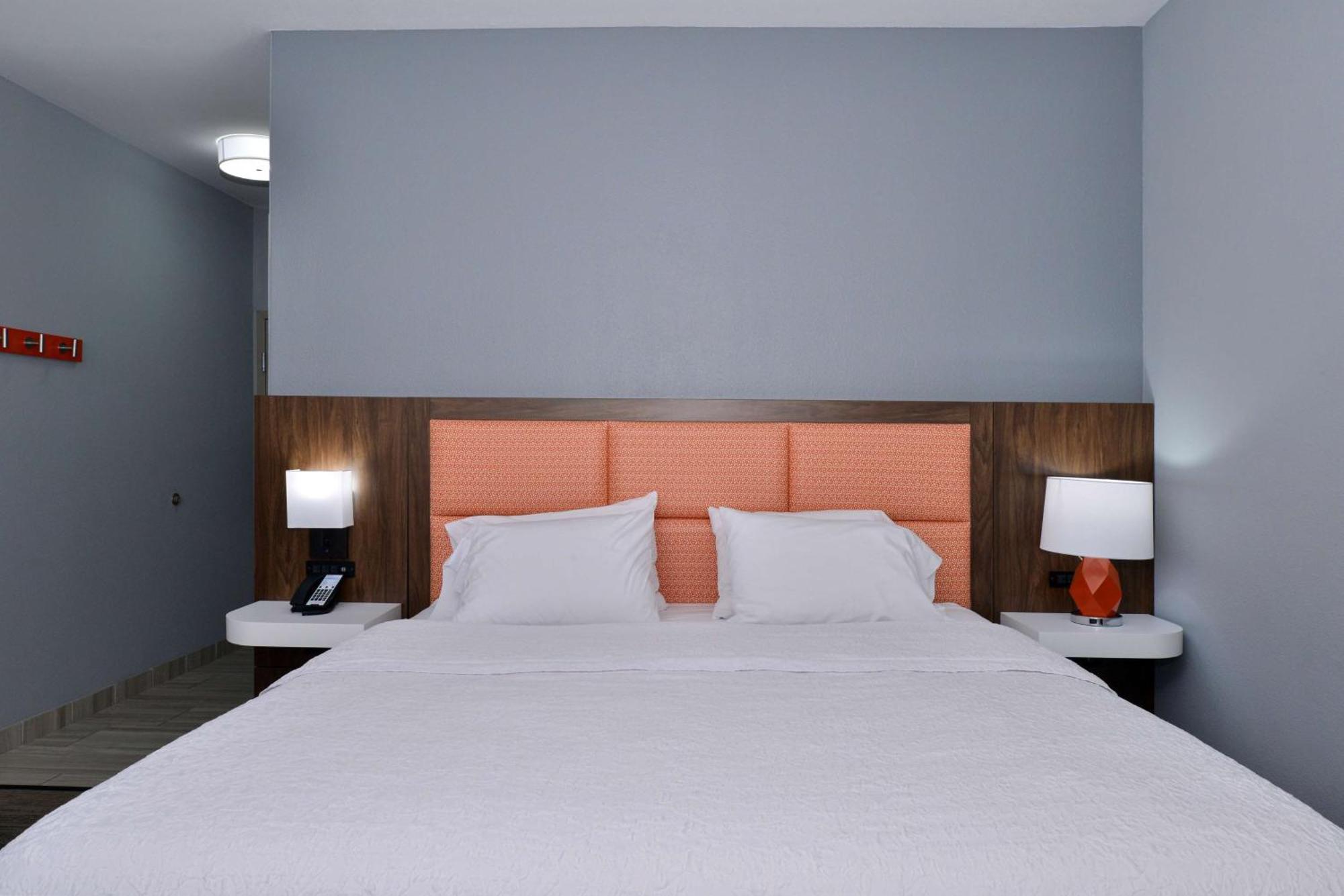 Hampton Inn Kansas City Northeast Εξωτερικό φωτογραφία