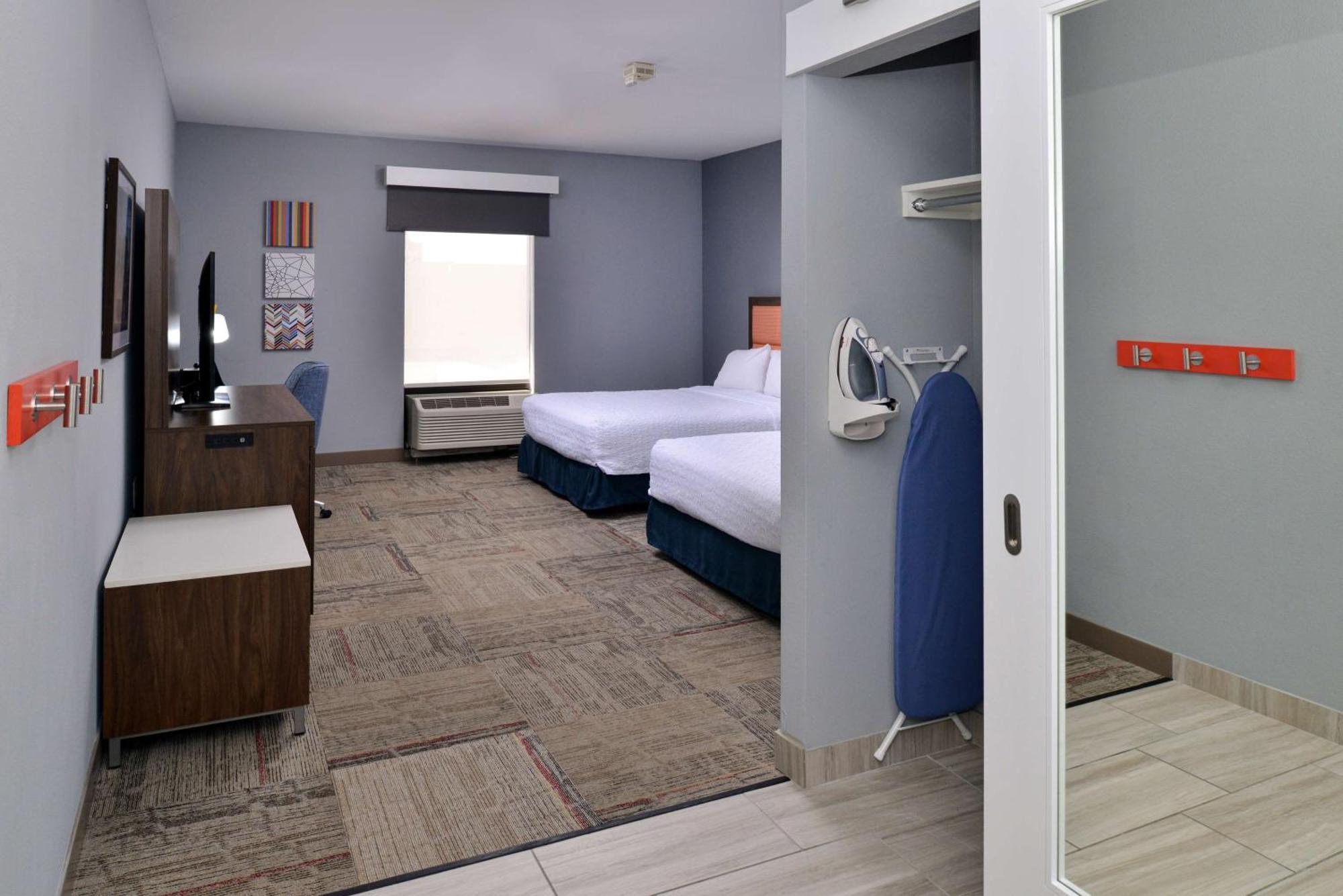 Hampton Inn Kansas City Northeast Εξωτερικό φωτογραφία