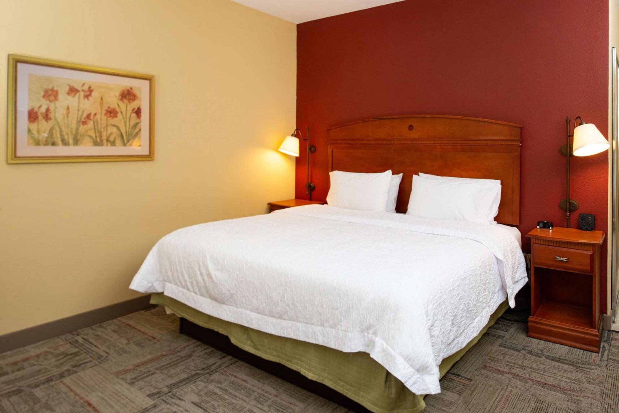 Hampton Inn Kansas City Northeast Εξωτερικό φωτογραφία