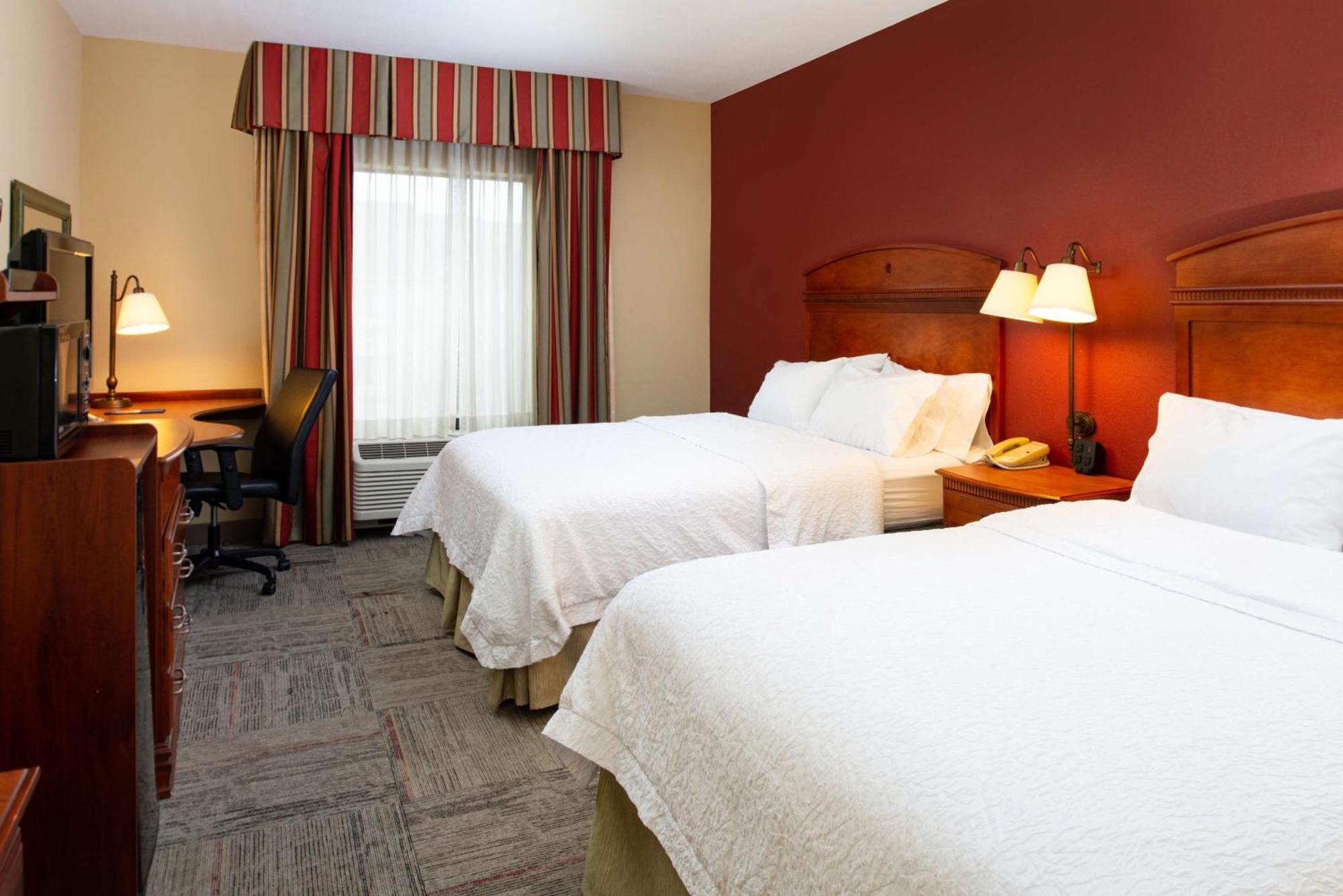 Hampton Inn Kansas City Northeast Εξωτερικό φωτογραφία