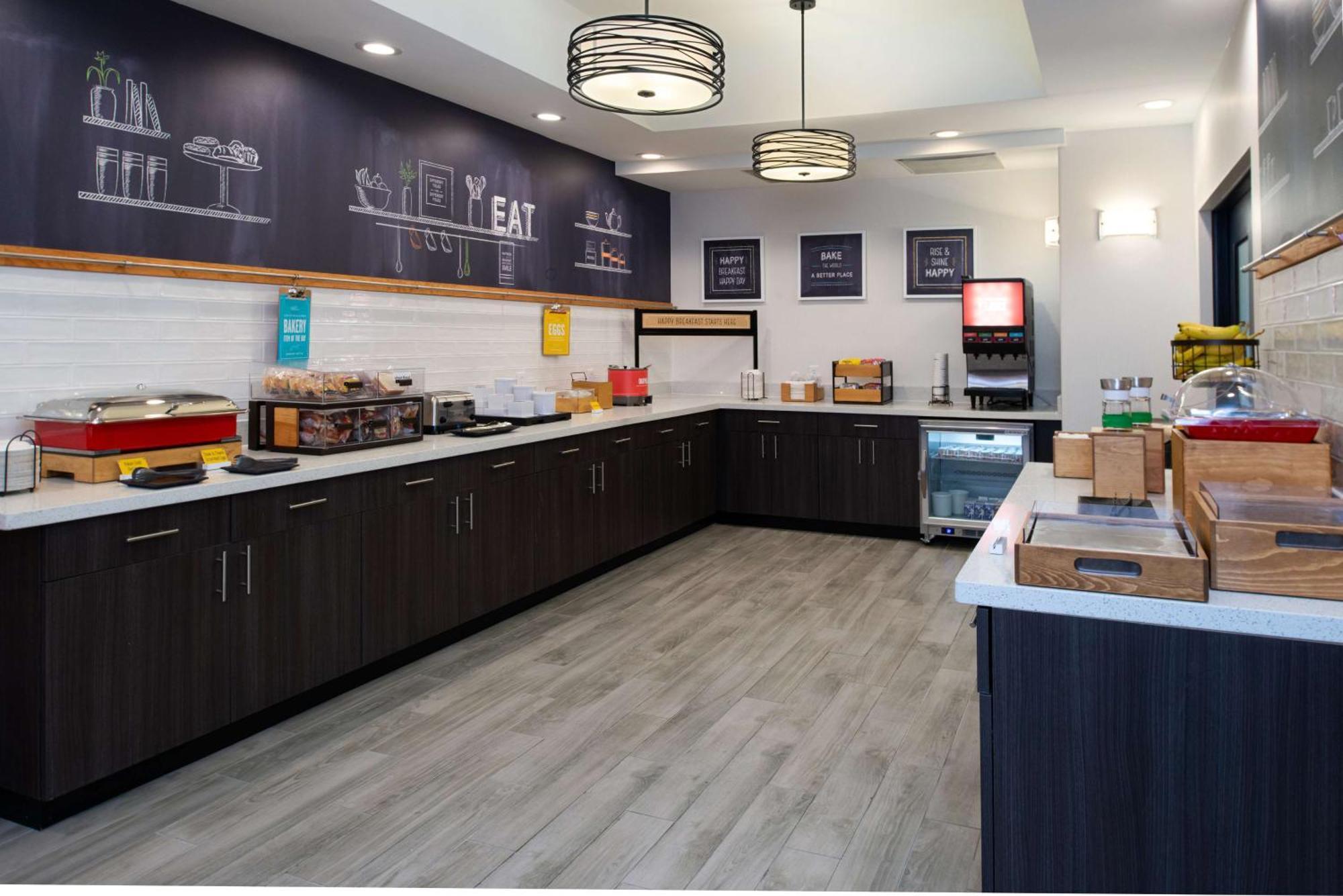 Hampton Inn Kansas City Northeast Εξωτερικό φωτογραφία
