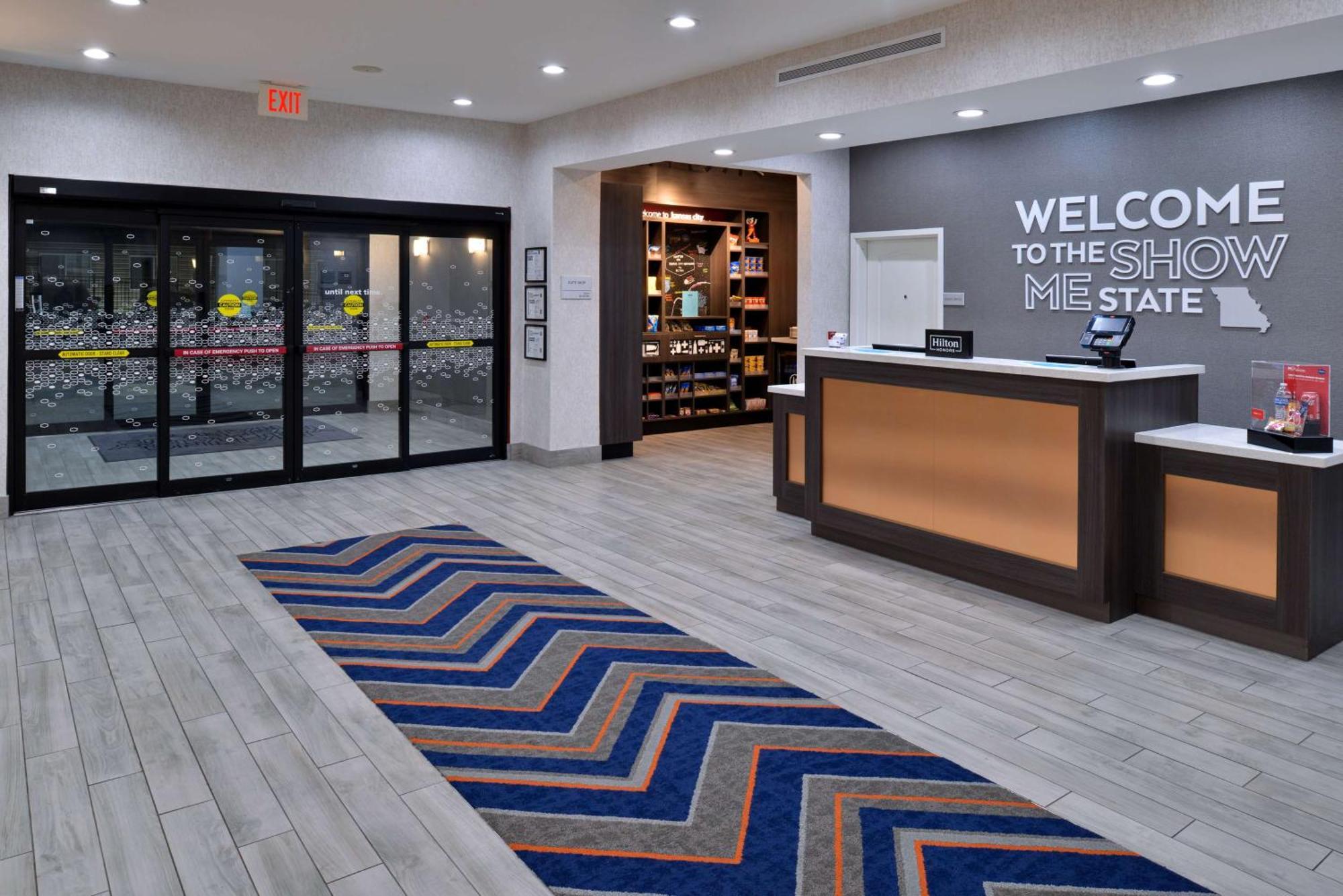 Hampton Inn Kansas City Northeast Εξωτερικό φωτογραφία